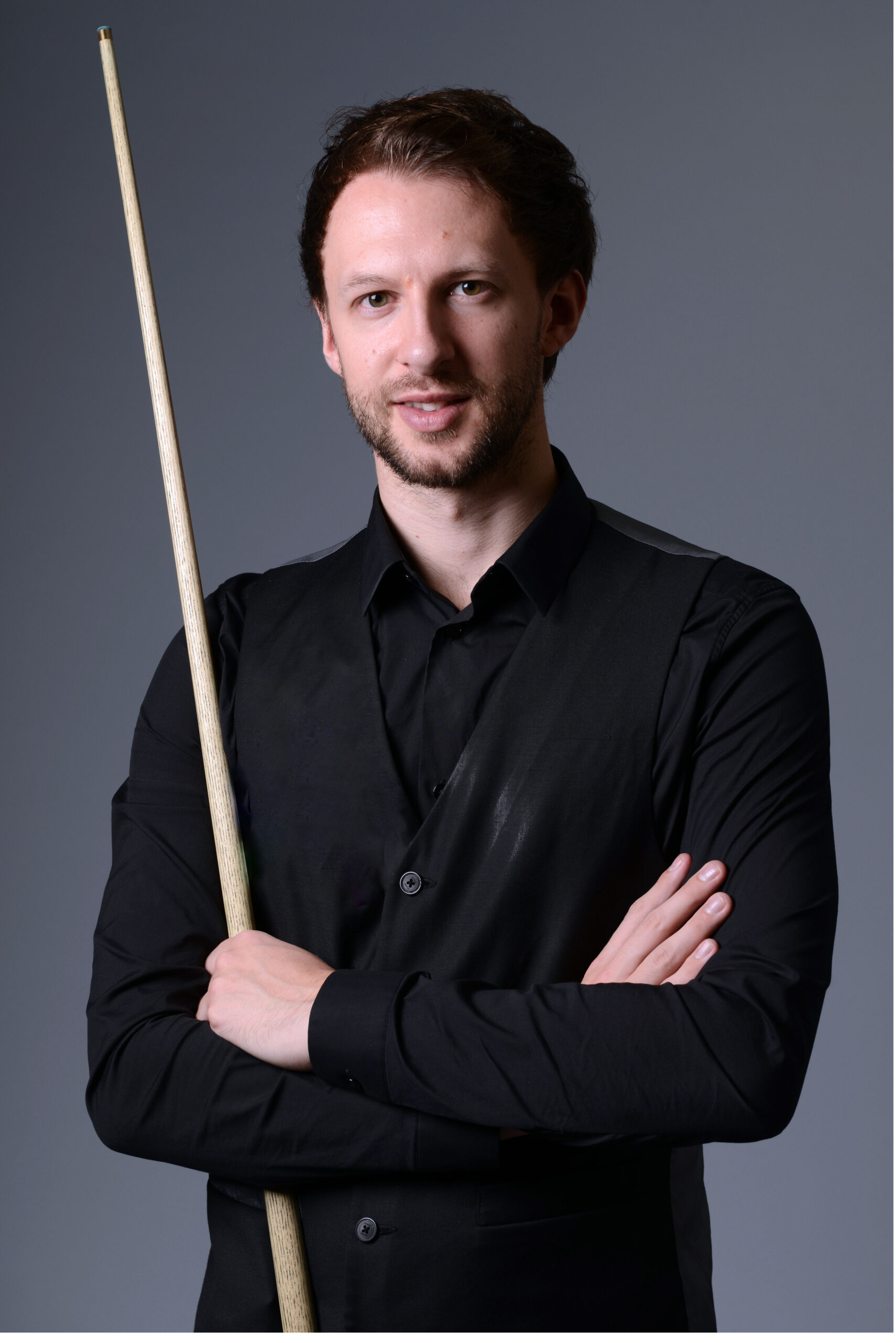 间出现巨大 间出现巨大