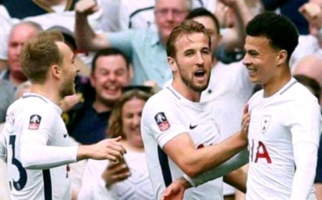 学生报名参 学生报名参